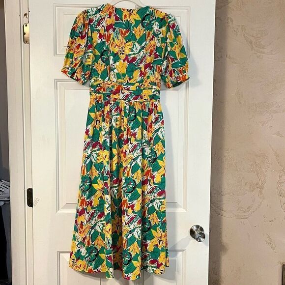 NWT Pink Martini Multicolor Floral V-neck Puff Sleeved Midi Dress - Picture 3 of 12
